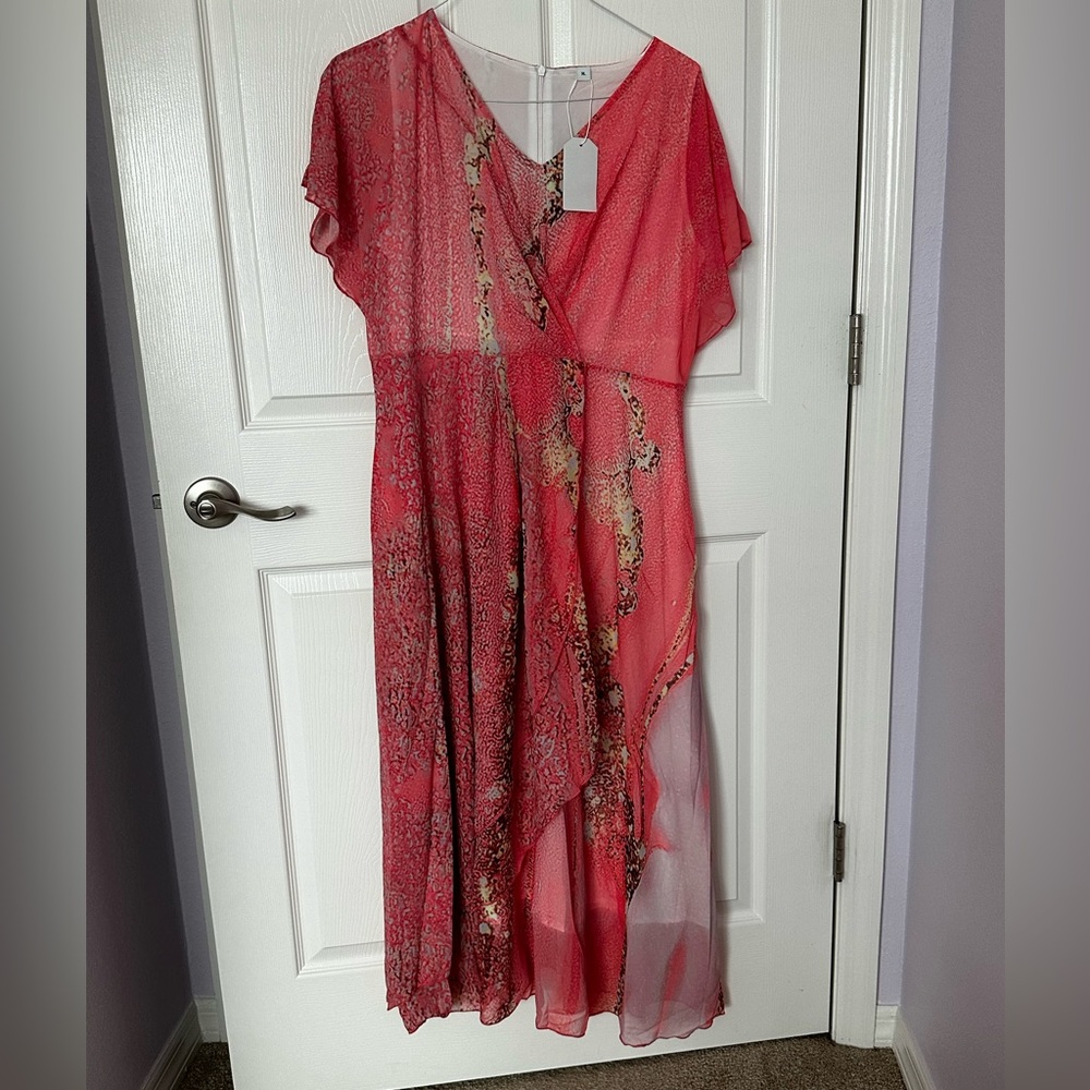 NWT Women’s Dress. Size XL